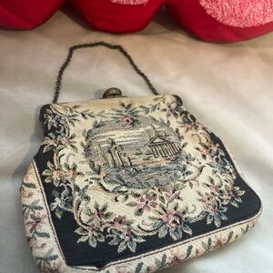 Vintage Floral Tapestry Bag